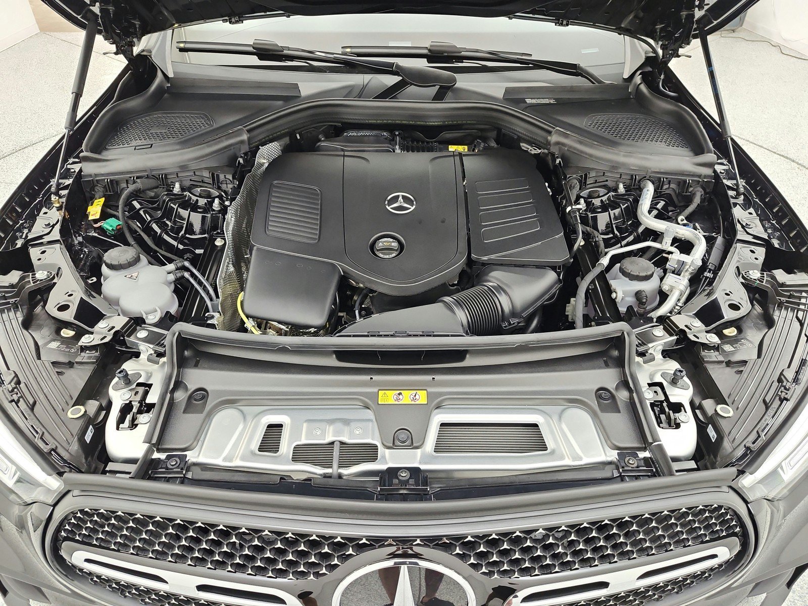 New 2027 Black Mercedes-Benz GLC 350e 4MATIC® SUV image 33