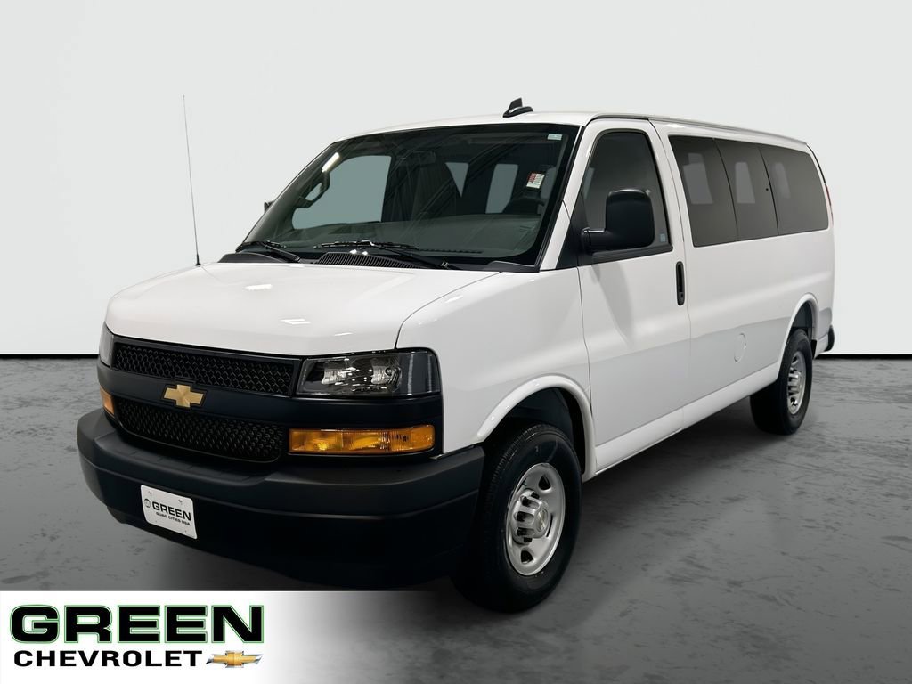 2025 Chevrolet Express 2500 LS's photo