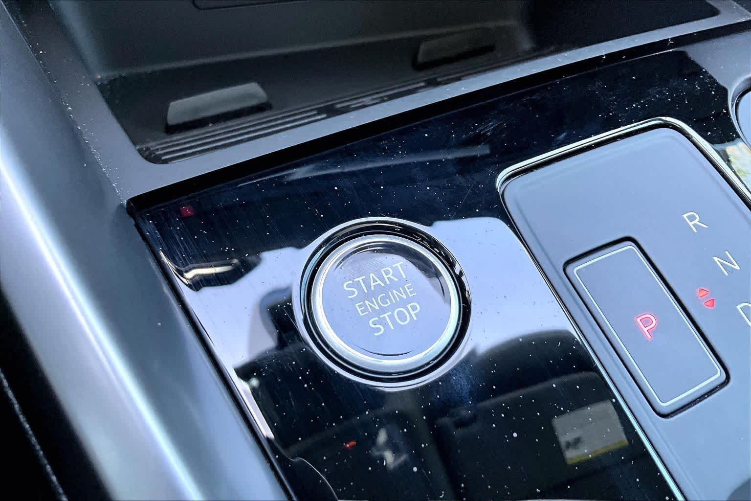 Used 2024  Audi Premium image 34