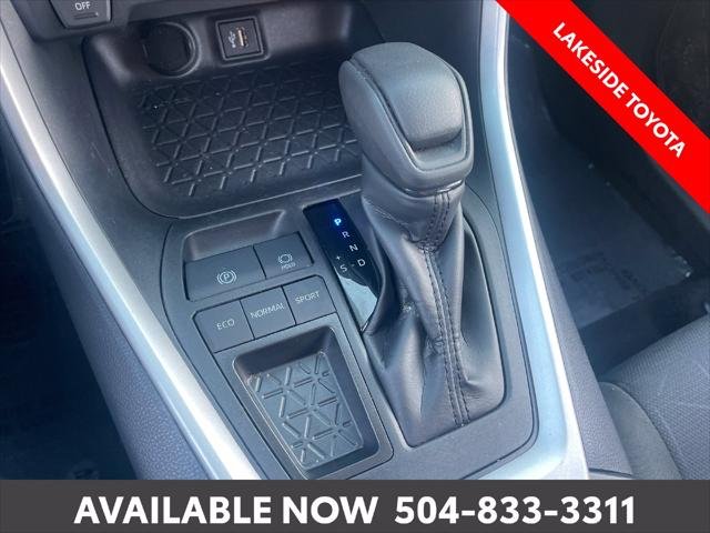 Certified Used 2025 MAGNETIC GRAY MET. Toyota  image 31