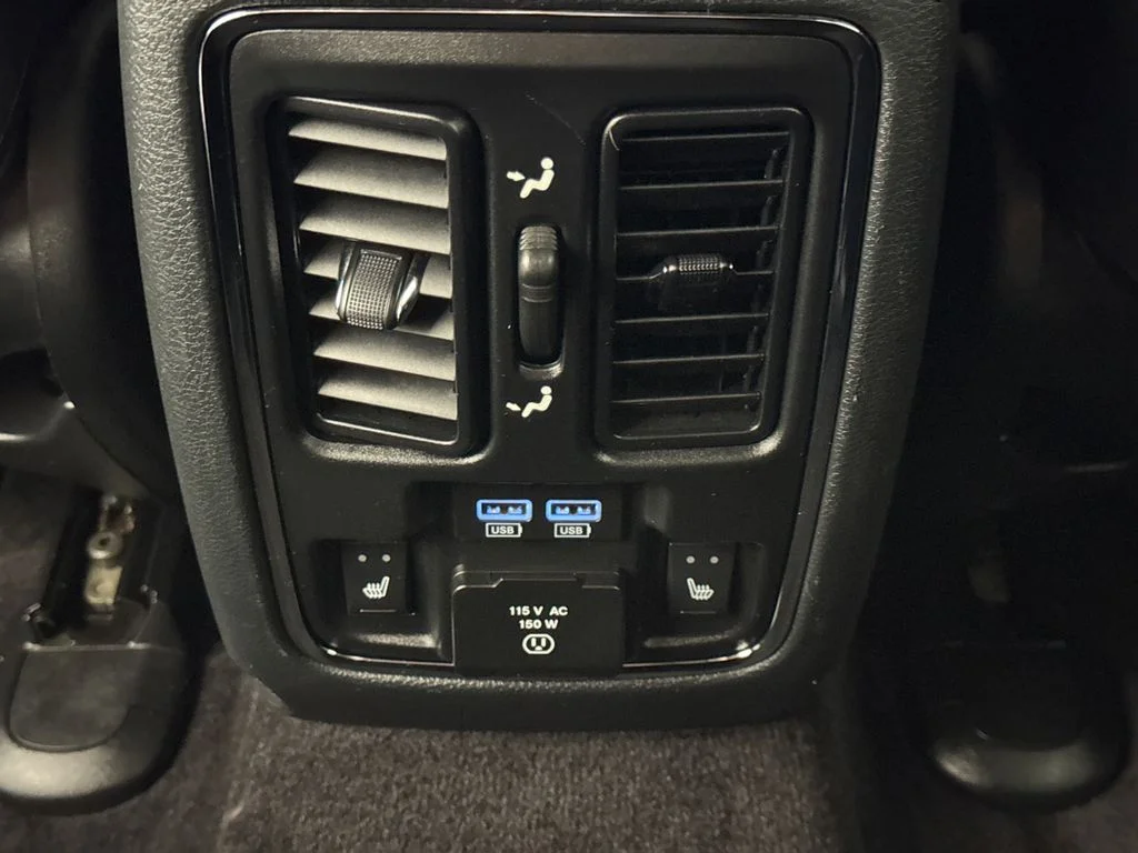 Used 2018 White Jeep Limited image 14