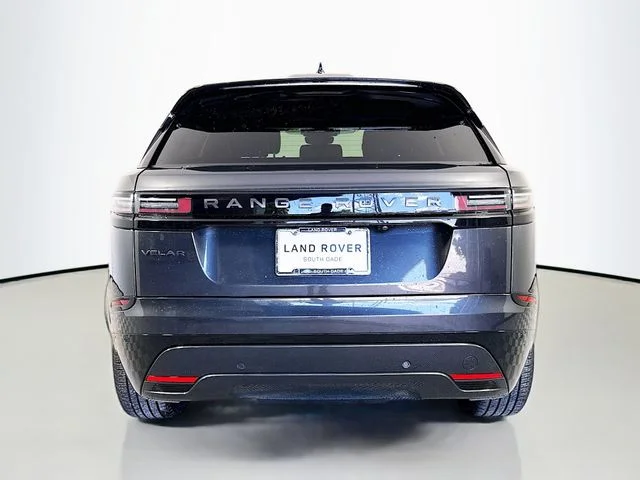 Used 2026 Carpathian Grey Premium Metallic Land Rover Dynamic SE image 6