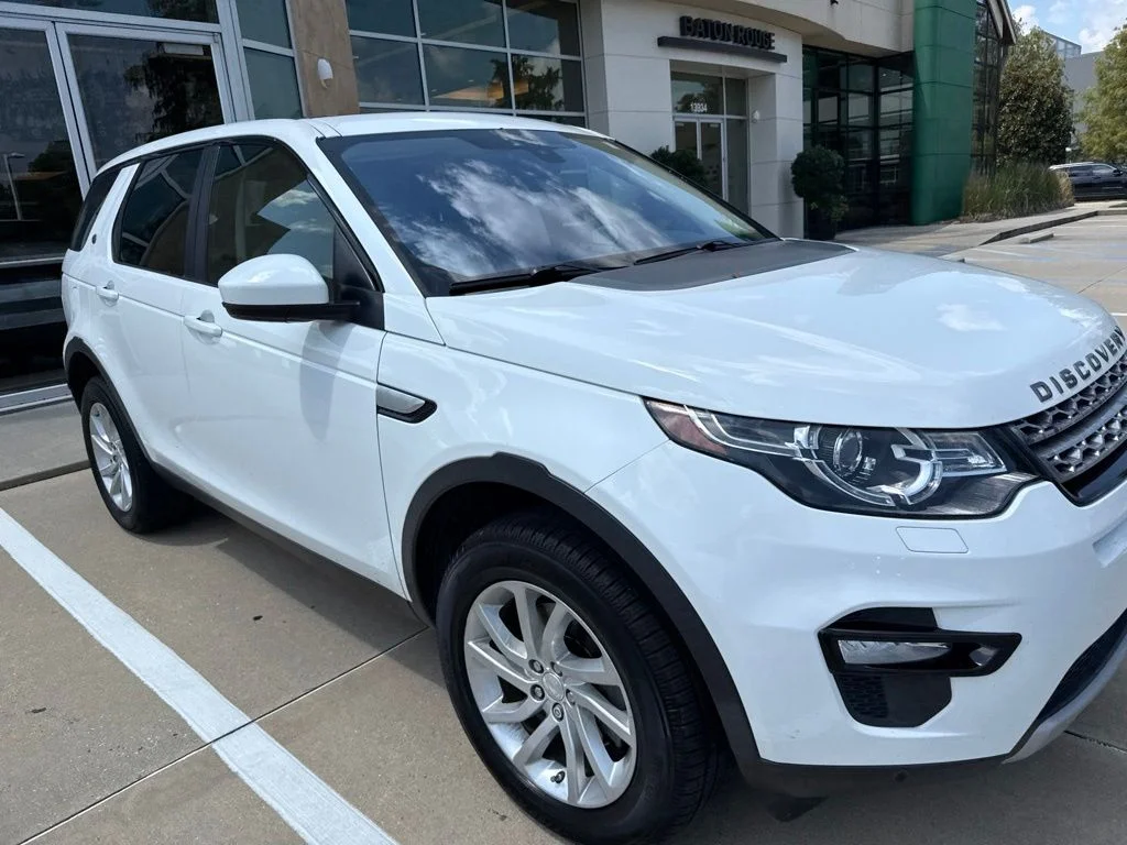 Used 2018 White Land Rover HSE image 3