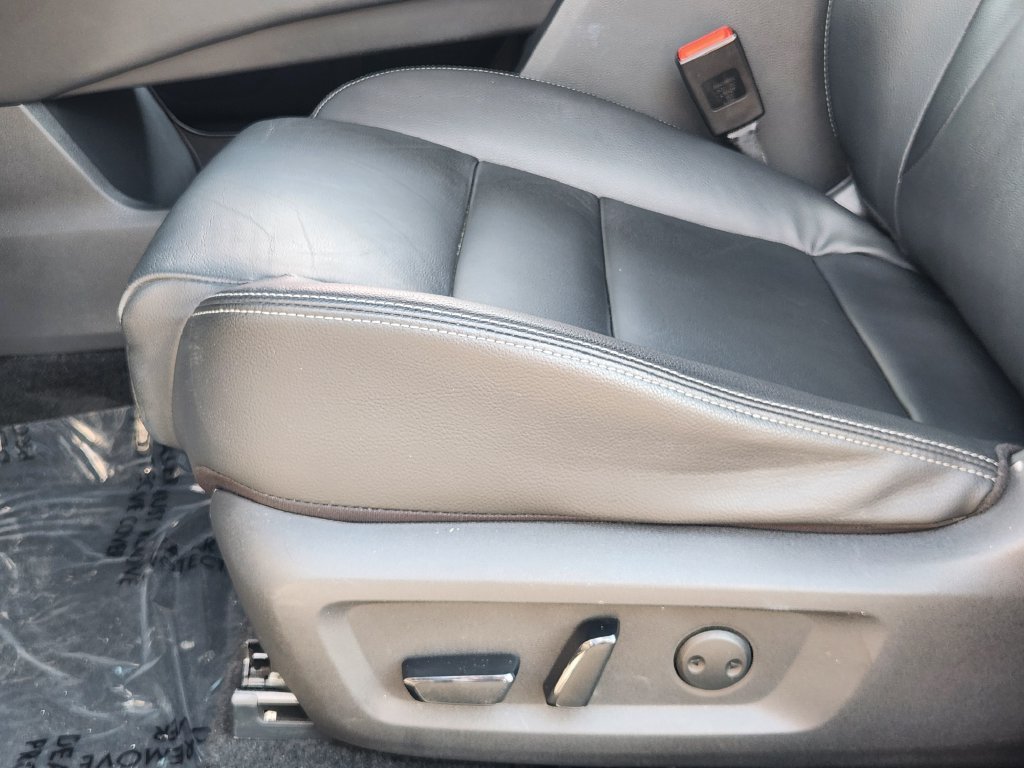 Certified Used 2021 Gray Nissan SL image 25