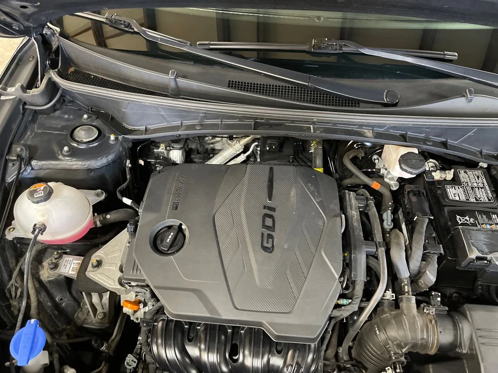 Used 2024 Black Hyundai SEL image 10