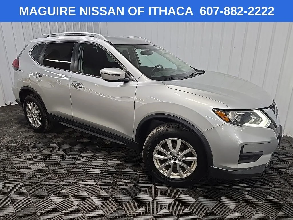 Used 2018 Silver Nissan SV image 7