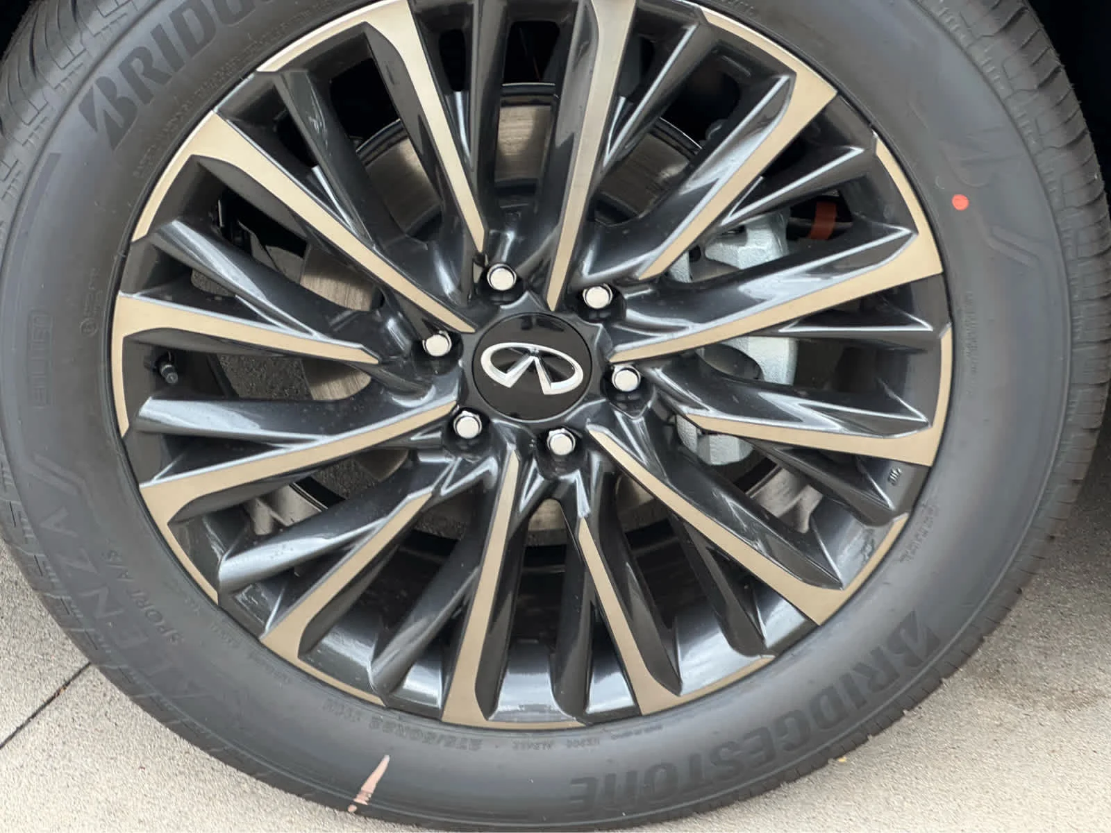 Certified Used 2026 Mineral Black INFINITI AUTOGRAPH image 11