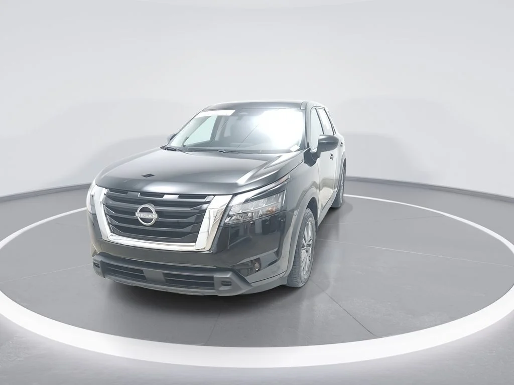 Used 2023 Black Nissan S image 2