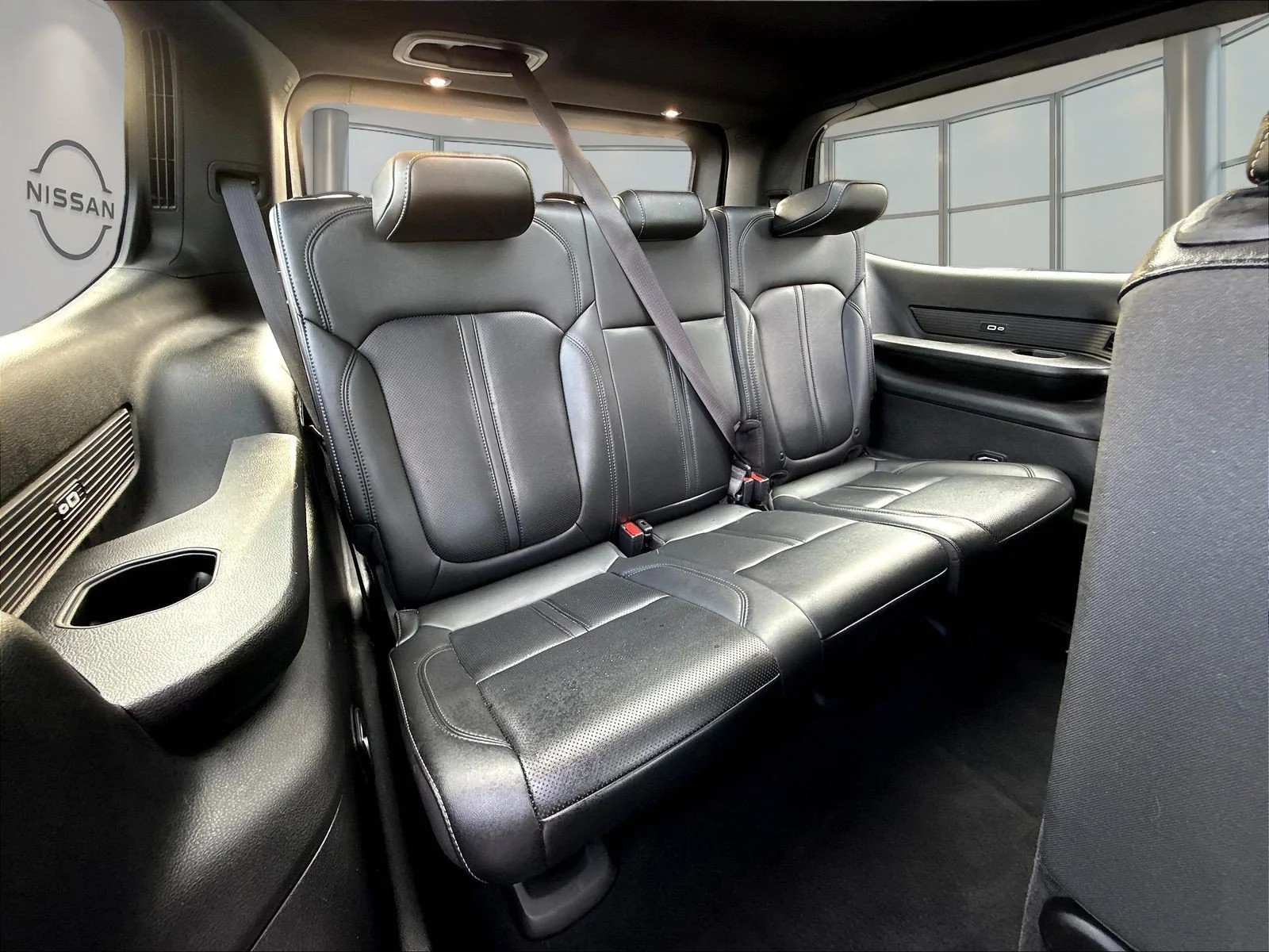 Used 2023 Bright White Clearcoat Jeep Base image 28