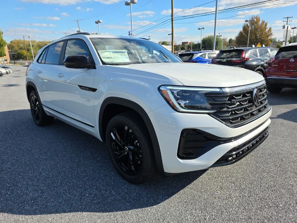 2026 Volkswagen Atlas Cross Sport SEL R-LINE - Photo 4