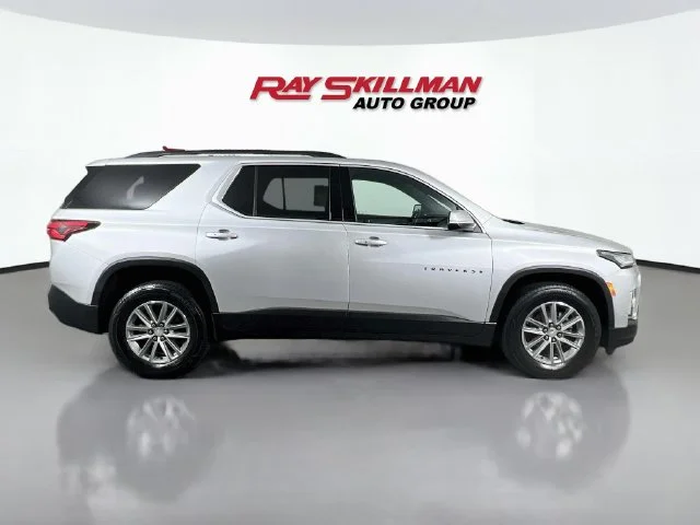 Used 2022 Silver Chevrolet 1LT image 8