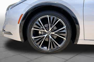 Certified Used 2025 CUTTING EDGE Toyota  image 11
