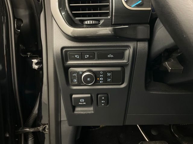 Used 2021 Black Ford XLT image 14