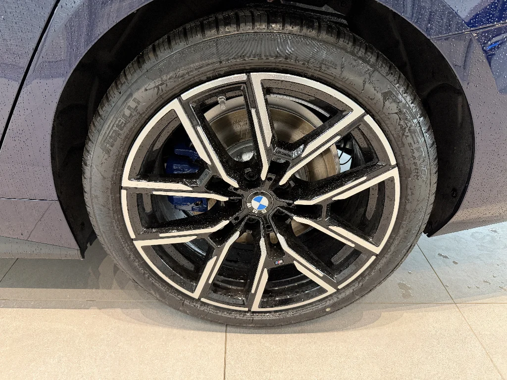 New 2026 Tanzanite Blue II Metallic BMW M60 image 7