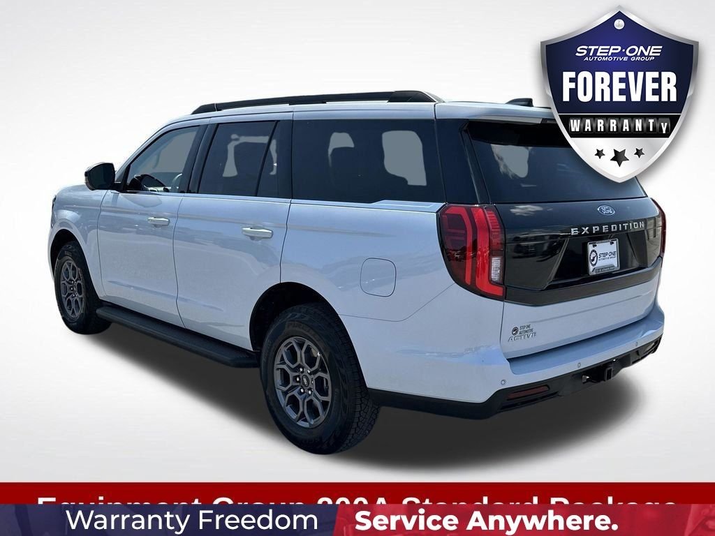 Used 2025 Silver Ford Active image 5