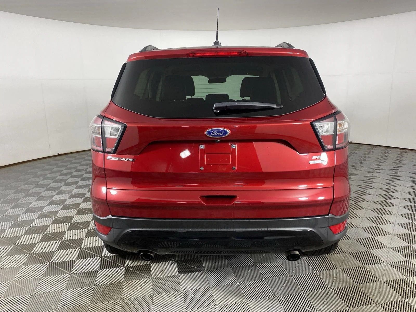 Used 2017 Ruby Red Metallic Tinted Clearcoat Ford SE image 6