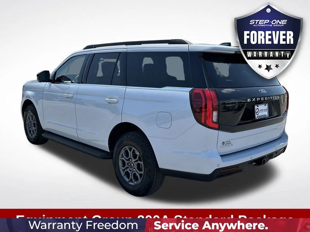 Used 2025 Silver Ford Active image 5