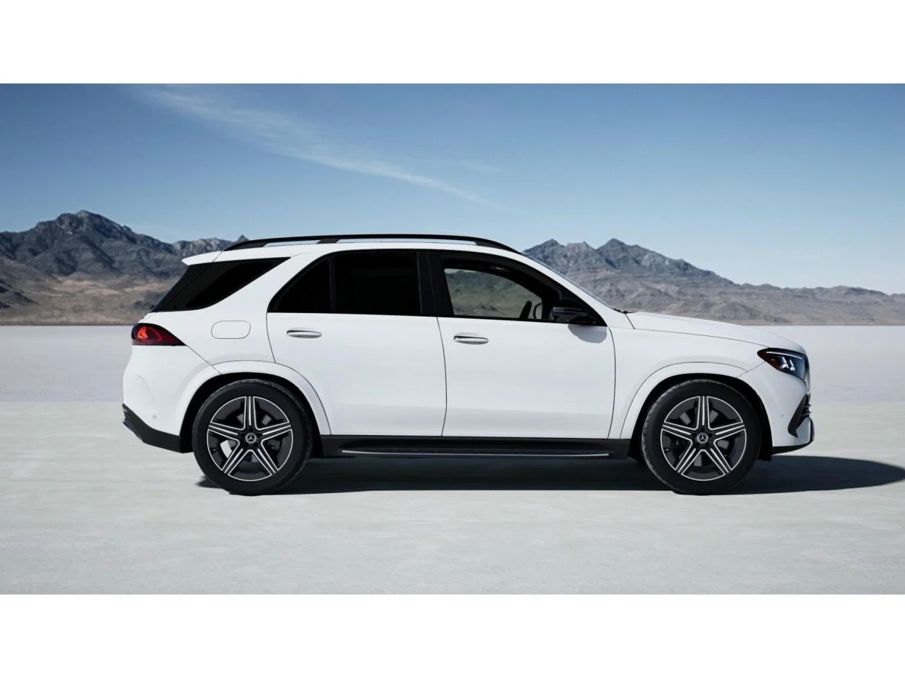 New 2027 Polar White Mercedes-Benz GLE 450 image 2