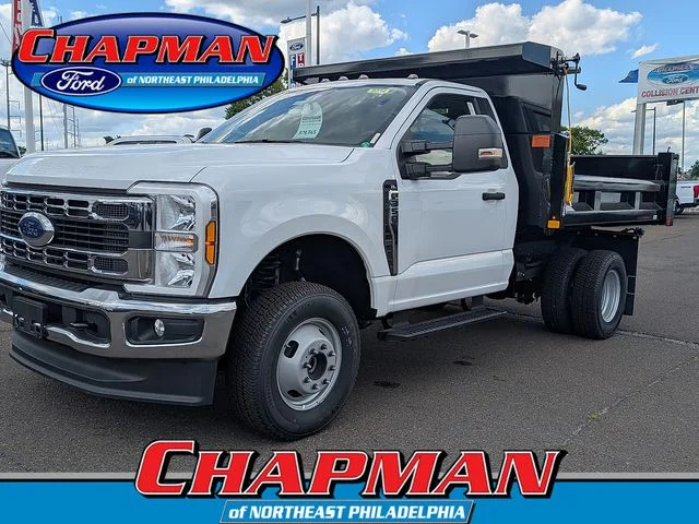 New 2026 Oxford White Ford F-350® XL image 1