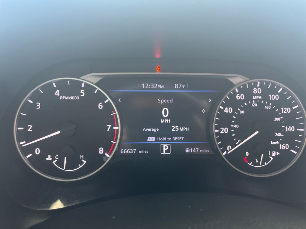 Used 2022 Blue Nissan SR image 17