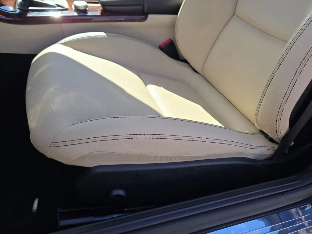 Used 2012 Blue Mercedes-Benz SLK 250 image 17