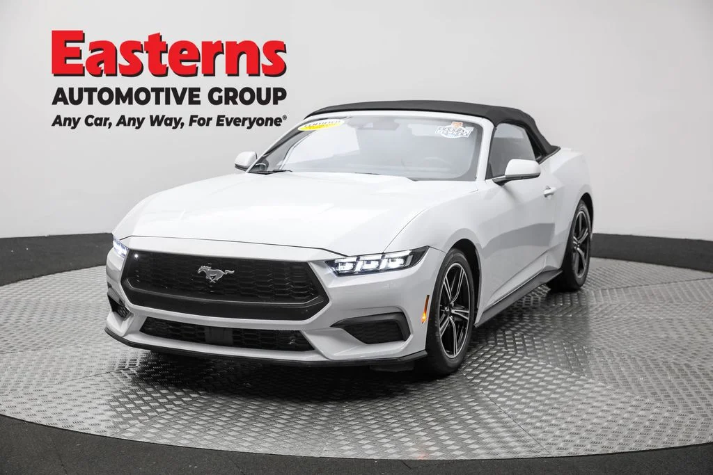Used 2024 White Ford EcoBoost Premium image 34