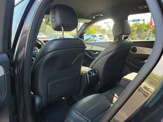 Used 2022 Black Mercedes-Benz GLC 300 image 11