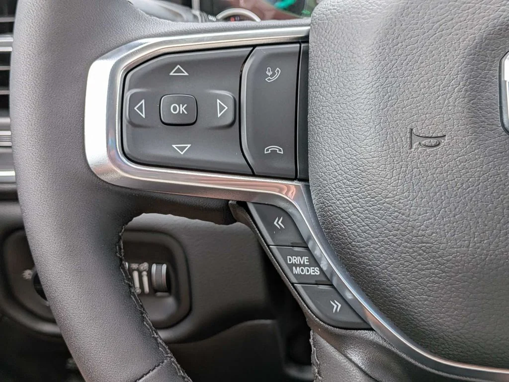 New 2026 Silver Zynith Exterior Paint RAM Laramie image 28