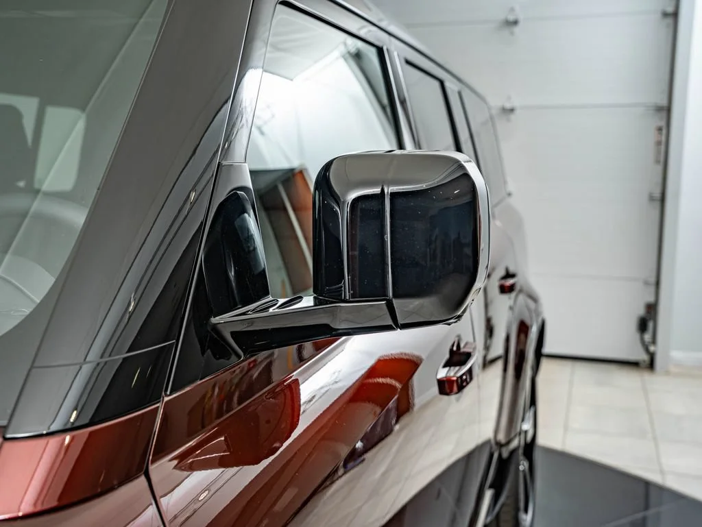 New 2026 Sedona Red Metallic Land Rover X-Dynamic SE image 9