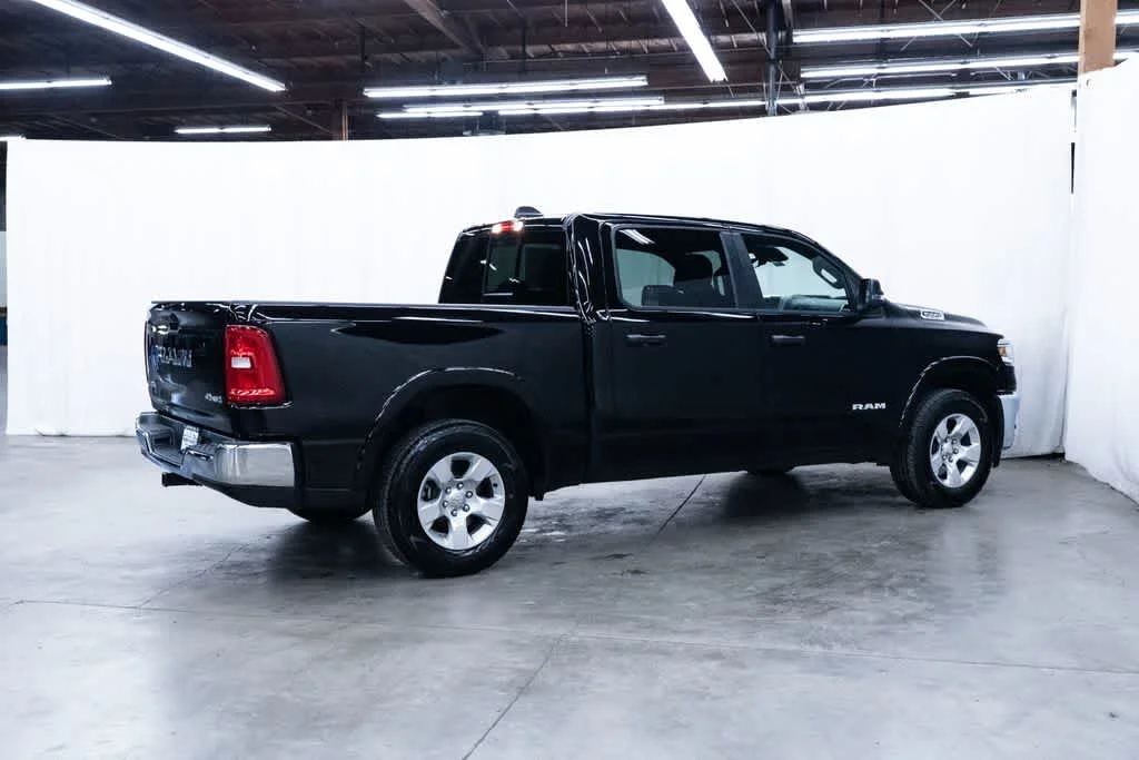 Used 2025 Diamond Black Crystal Pearlcoat Ram Big Horn image 6