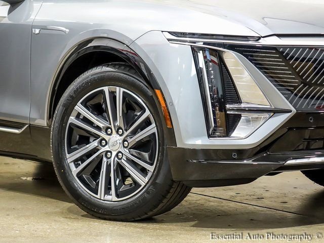 New 2026 Cadillac LYRIQ Luxury SUV in Tinley Park #CD26046 | Rizza