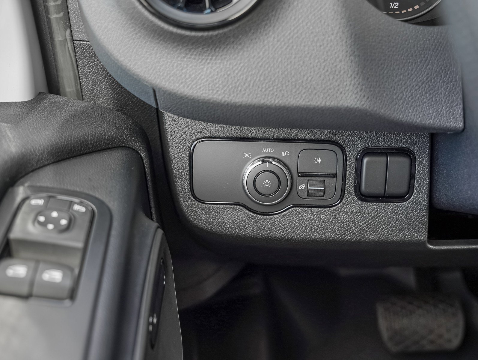 2025 Mercedes-Benz Sprinter Cargo Van Base - Photo 18