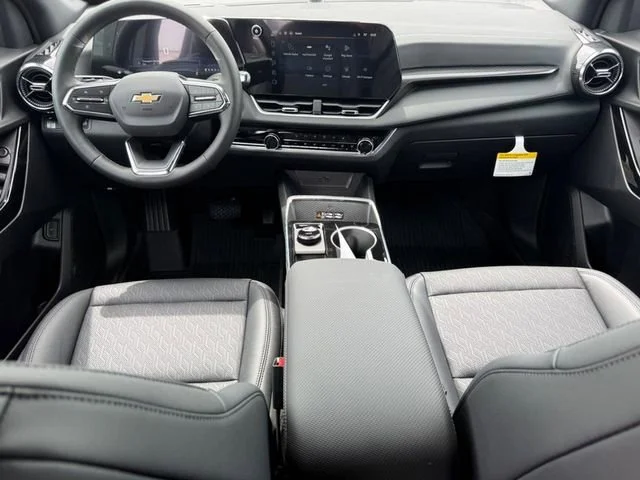 2026 Chevrolet Equinox LT - Photo 6