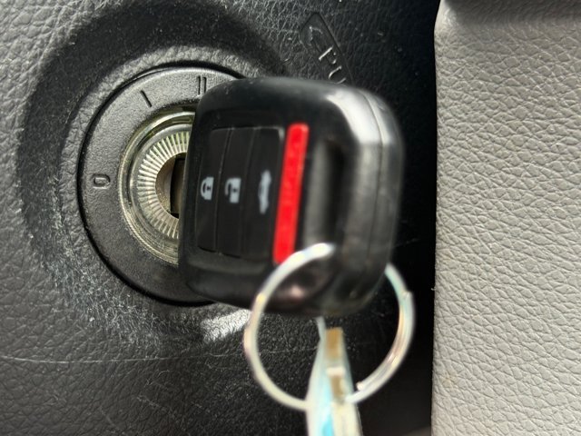 Used 2015  Honda LX image 36