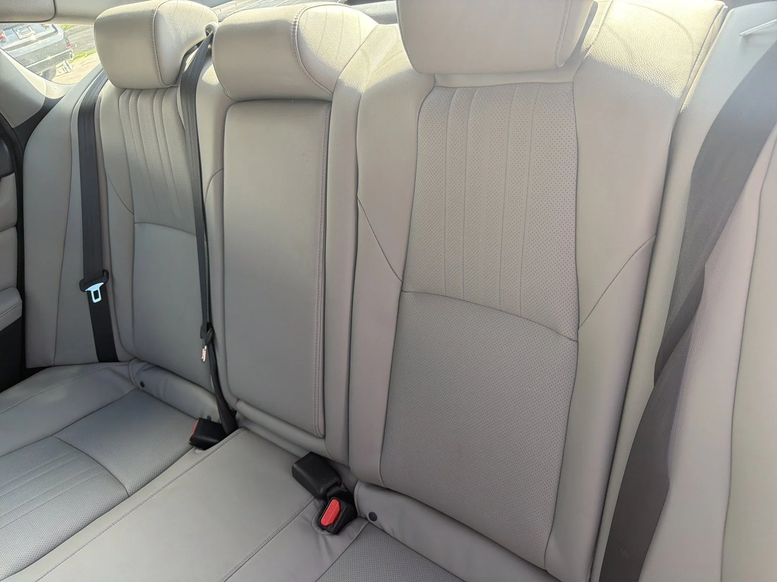 Used 2018  Honda EX-L image 18
