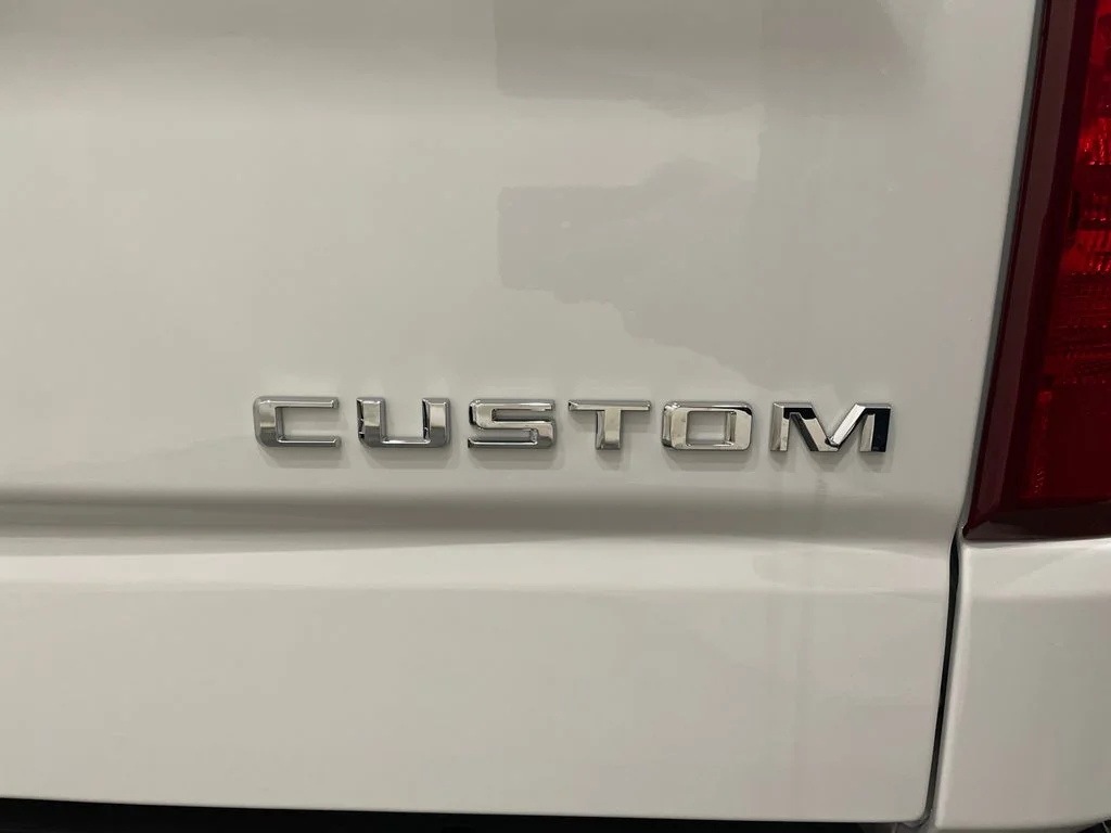 New 2026 Summit White Chevrolet Custom image 7