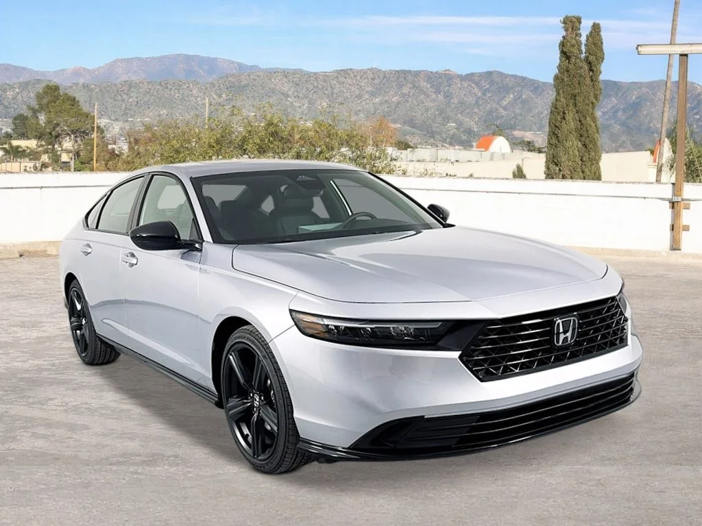 New 2026 Solar Silver Metallic Honda Sport-L image 7