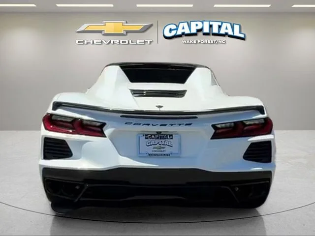 Used 2024 Arctic White Chevrolet 2LT image 5