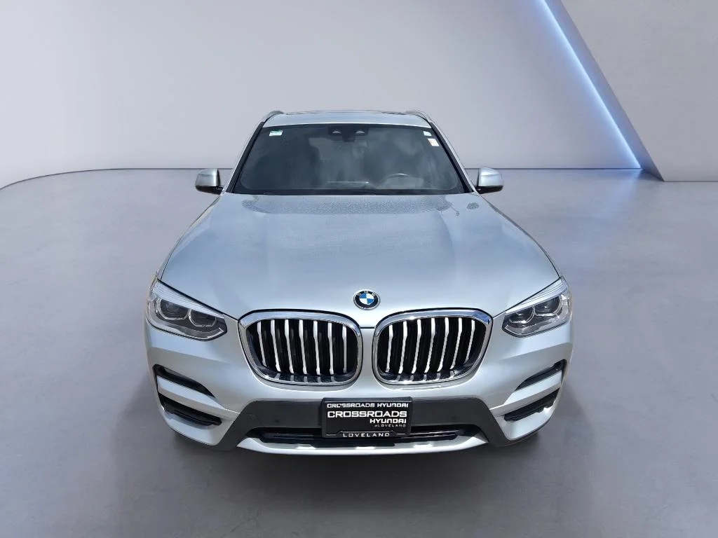 Used 2021 Glacier Silver Metallic BMW xDrive30e image 9