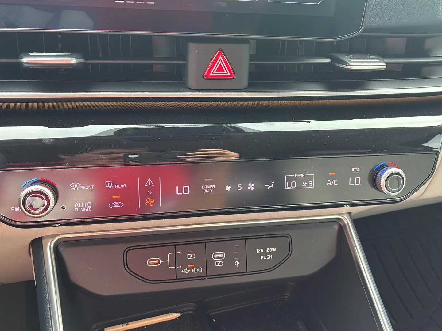 Used 2025 Panthera Metal Kia SX Prestige image 5