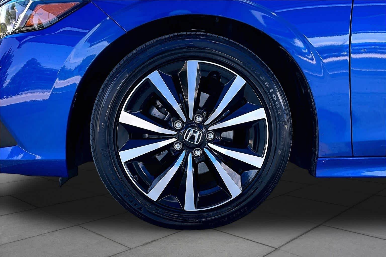 Used 2024 Aegean Blue Metallic Honda 1.5T 4D EX image 11