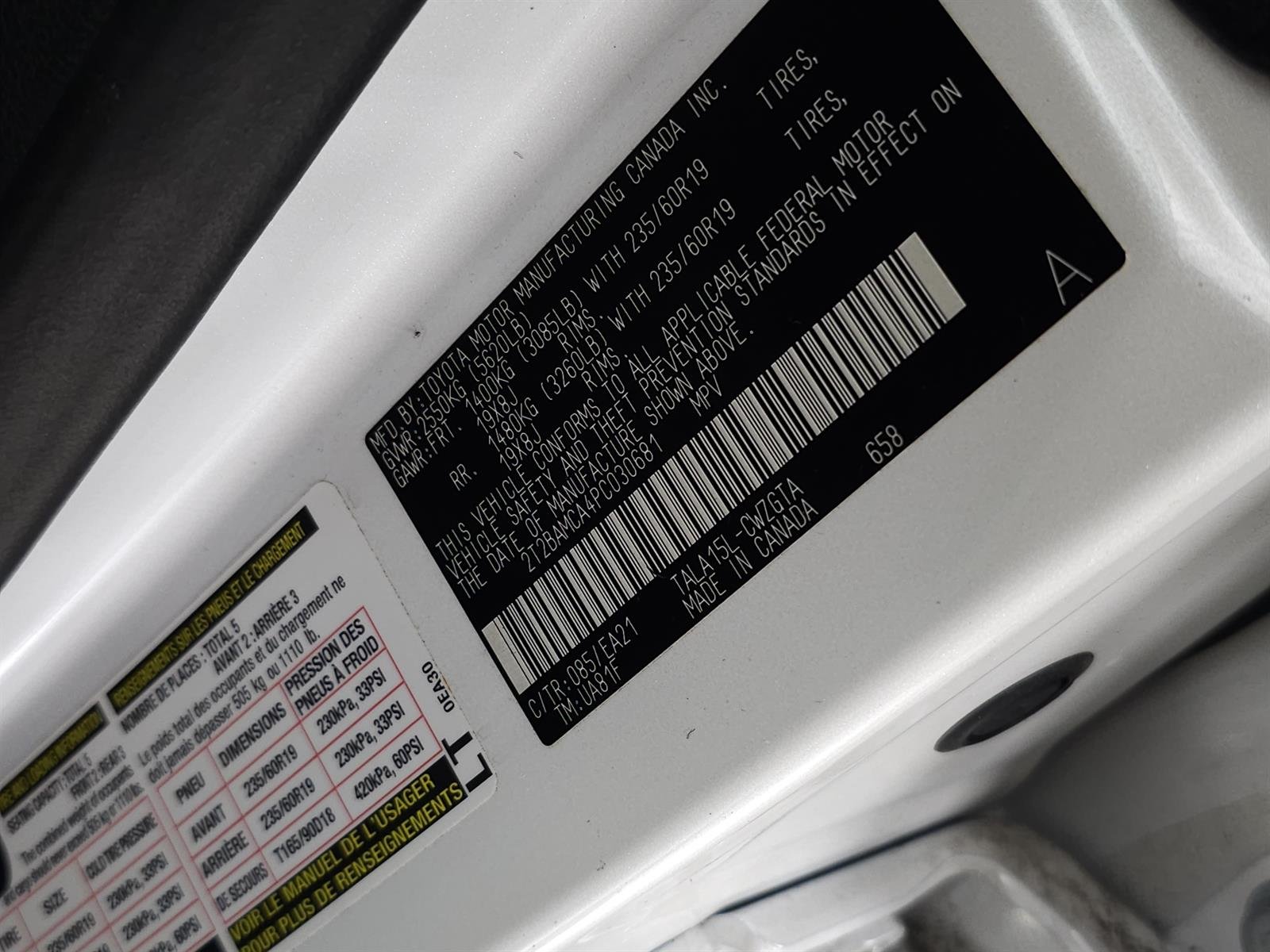 Certified Used 2023 White Lexus PREMIUM image 33
