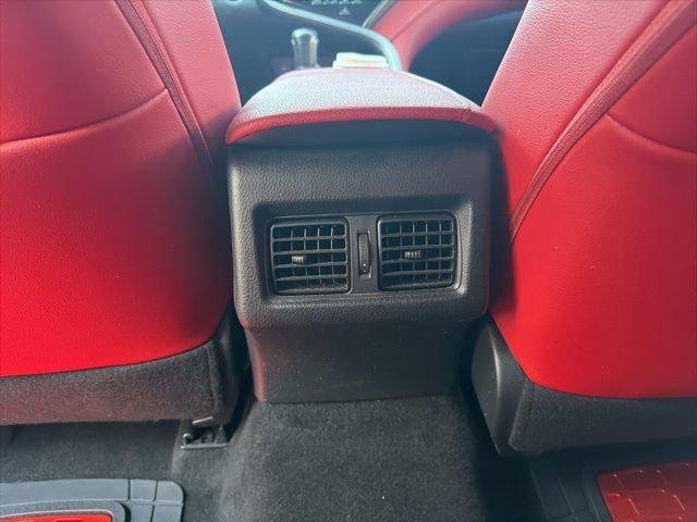 Certified Used 2021 MID BLK/WIND CHILL Toyota  image 22