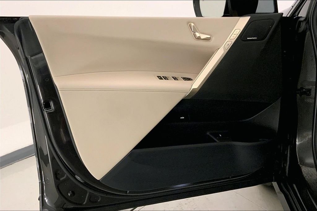 Used 2024 Dark Graphite Metallic BMW  image 23