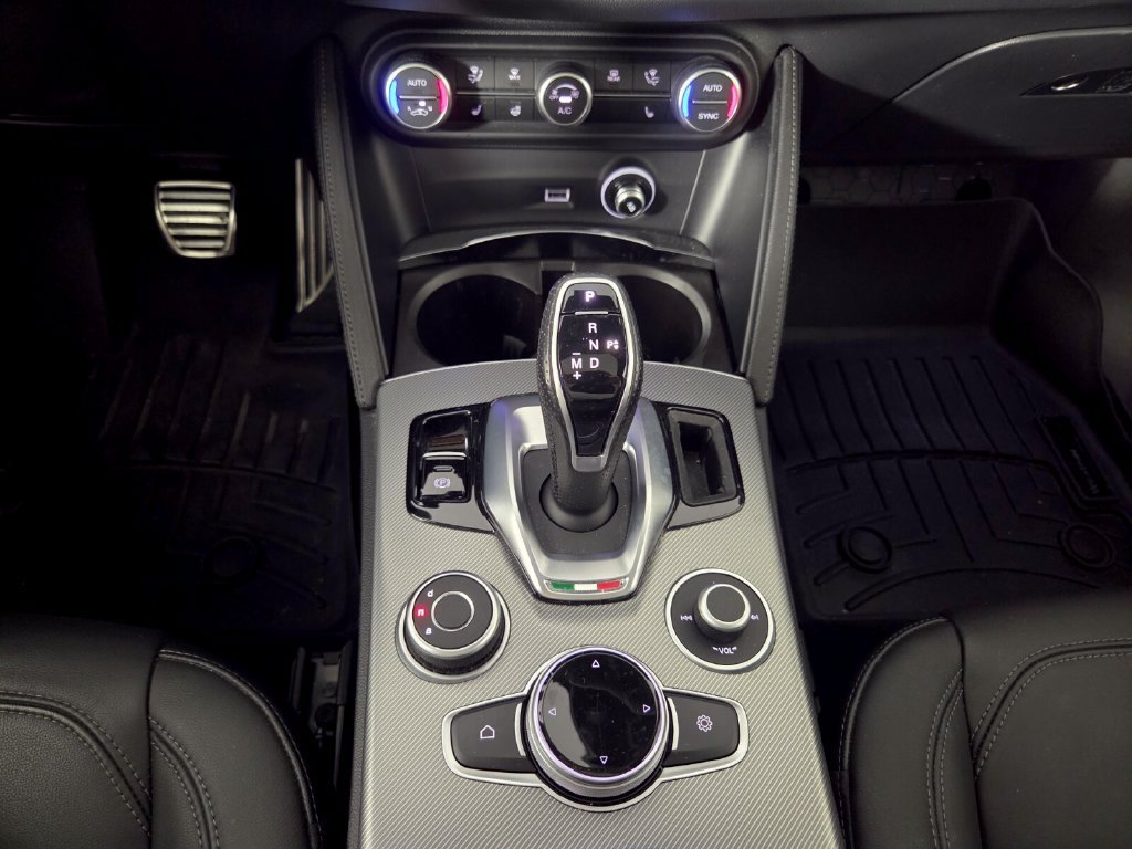 Used 2024 Moonlight Gray Metallic Alfa Romeo Ti image 12
