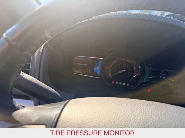 Used 2019 Blue Ford XLT image 13
