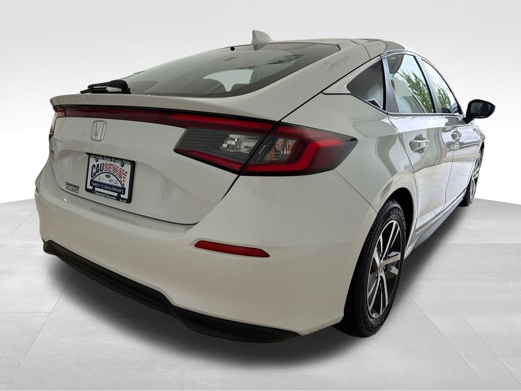 Used 2024  Honda LX image 6
