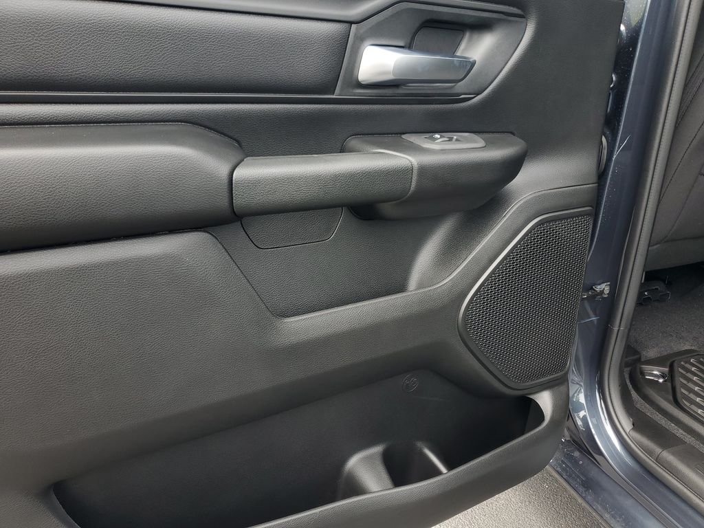 New 2026 Forged Blue Metallic Exterior Paint RAM Warlock image 10