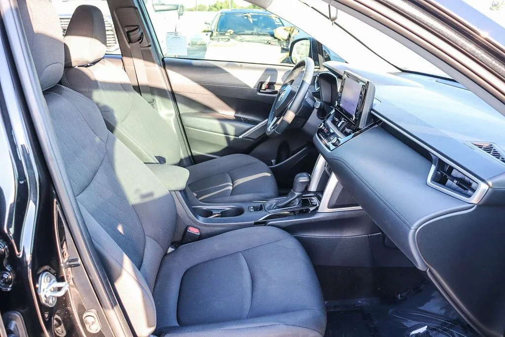 Used 2022 Black Toyota LE image 20