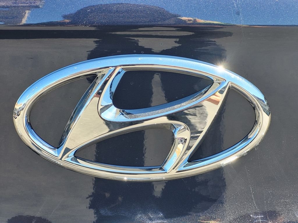 New 2026 White Hyundai SEL image 5